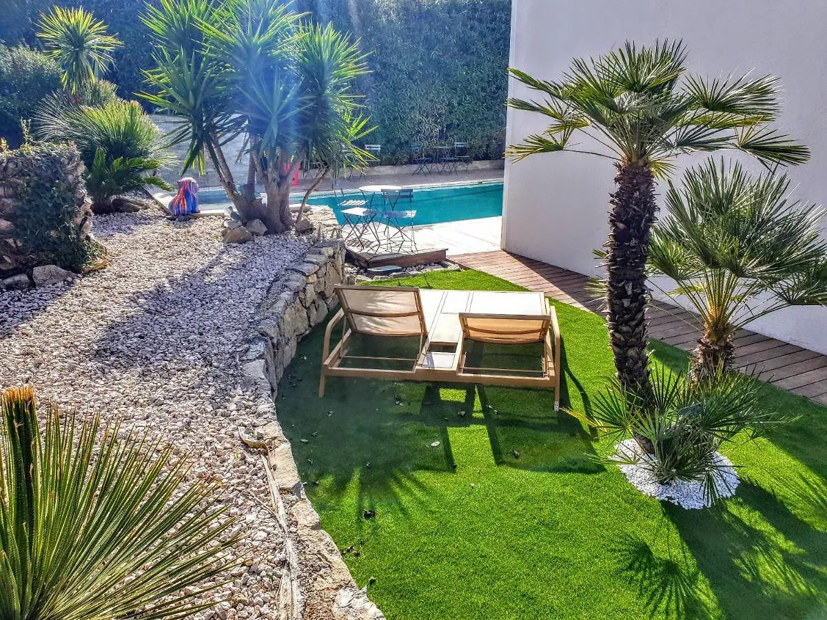 Couette-café La Villa Blanche Sanary-sur-Mer